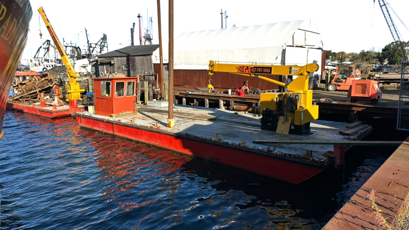 Diligent Marine Services - Marine equipment and barge operations